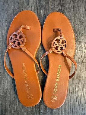 Tory Burch Leather Logo Sandals size 8